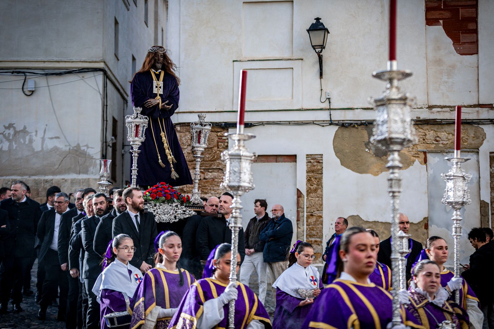 Así ha sido el traslado de las imágenes de Medinaceli a San Antonio