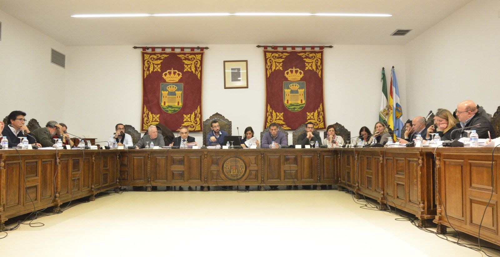 El salón de plenos, durante la sesión de ayer.