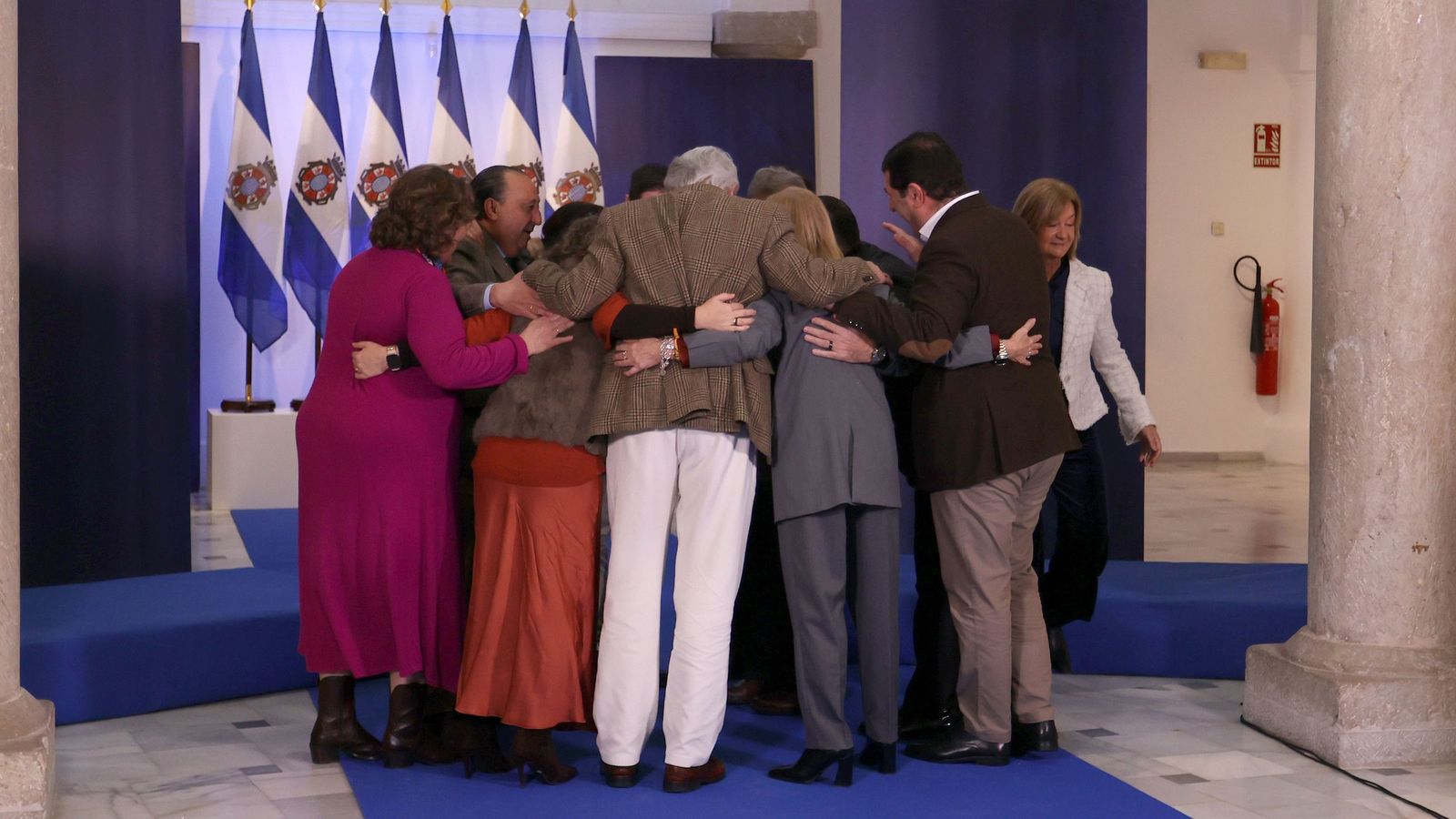 El gobierno municipal, haciendo piña tras hacer balance del año.