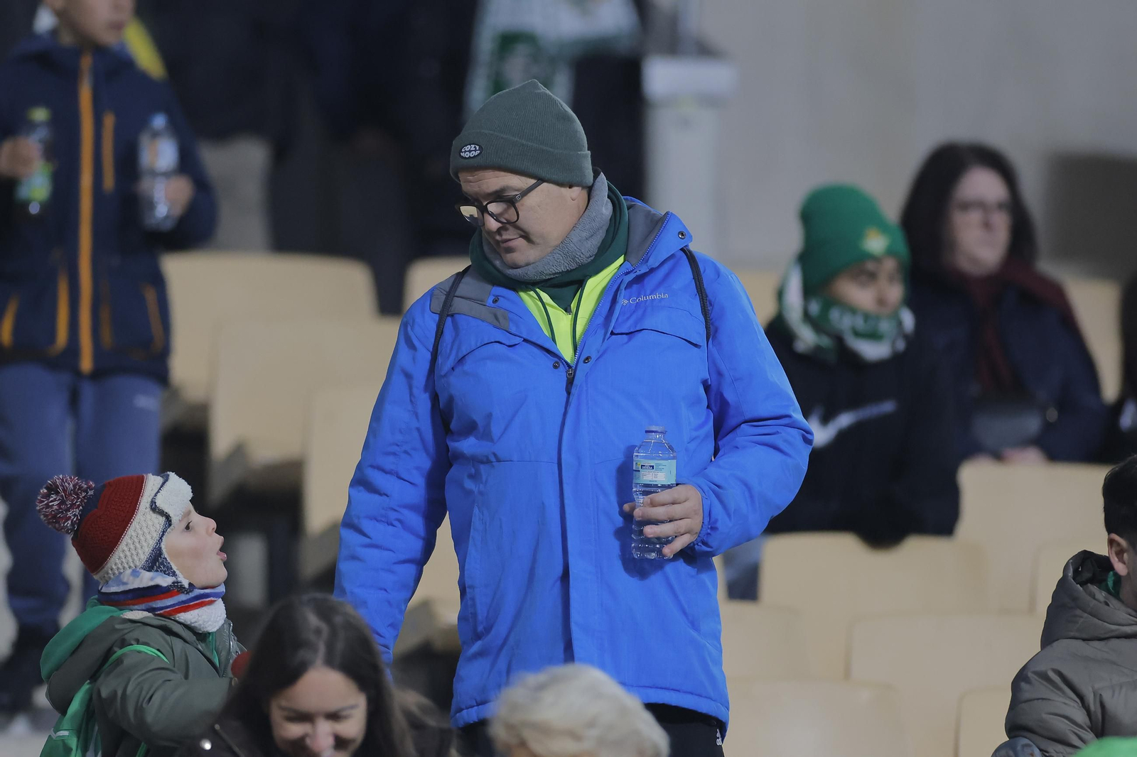 Búscate en las fotos del Betis - Getafe