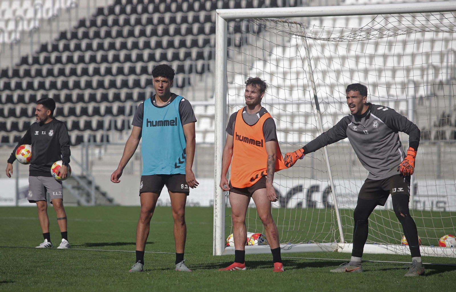 Fotos del entrenamiento de la Balona en el día de la Inmaculada Concepción