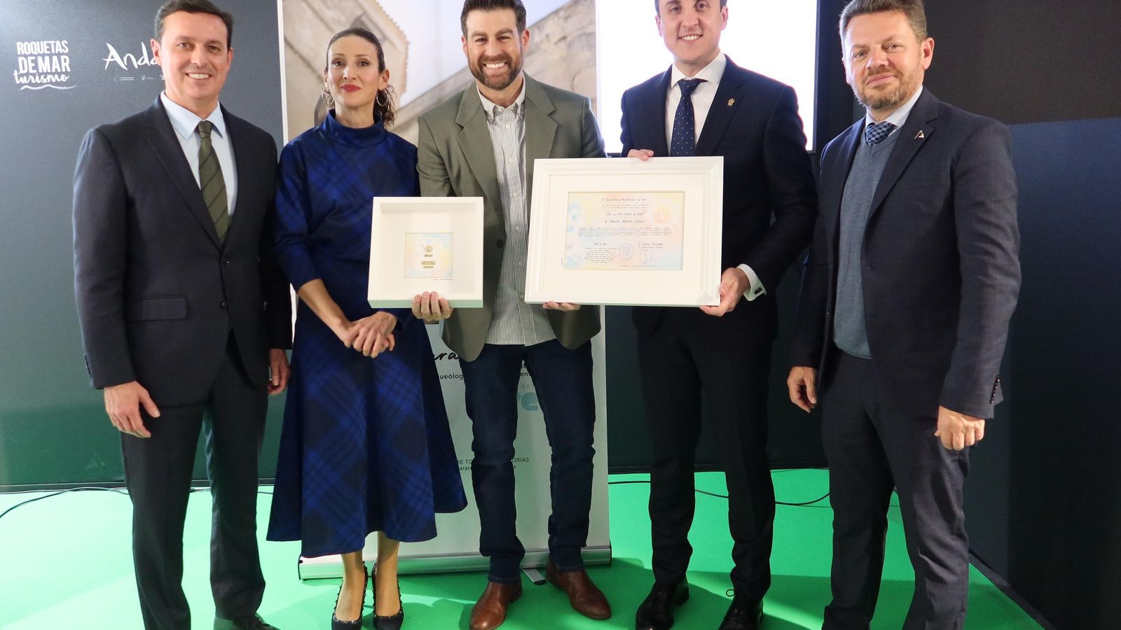 La distinción honorífica 'Sol de Oro' ha recaído en Ignacio Martín Lerma, embajador veratense de excepción.