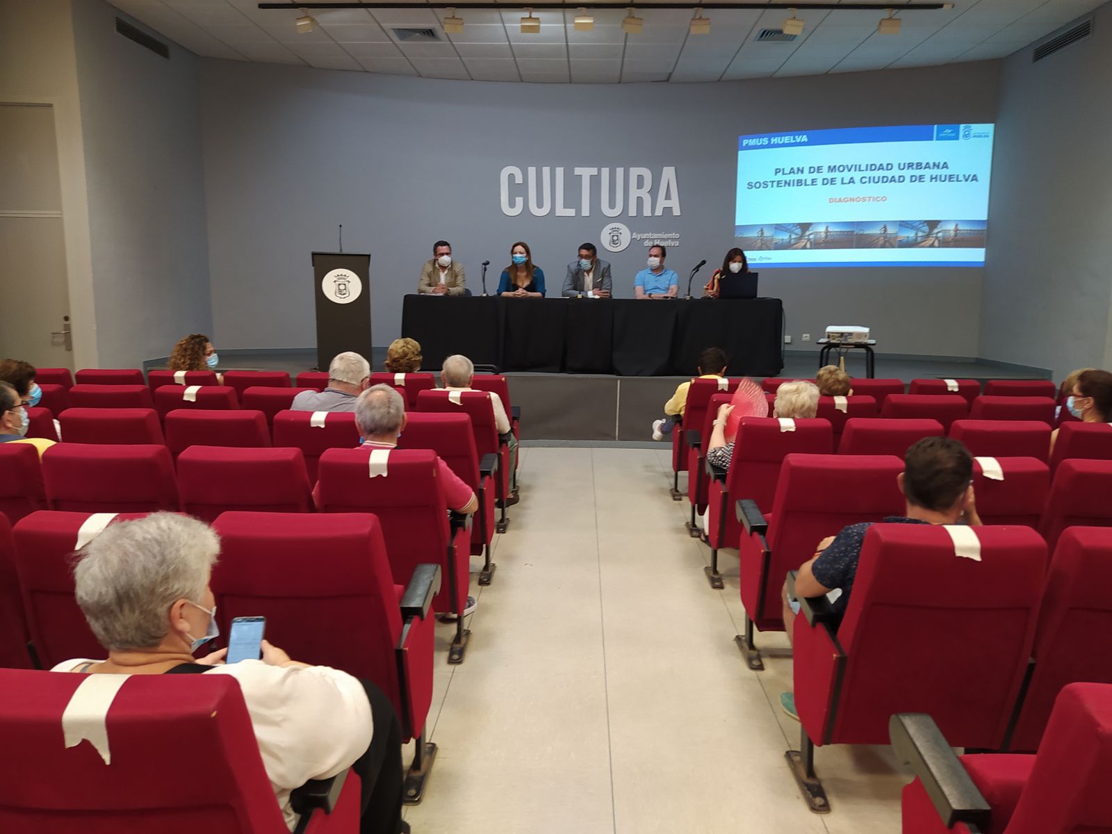 Encuentro con colectivos sociales para el Plan de Movilidad