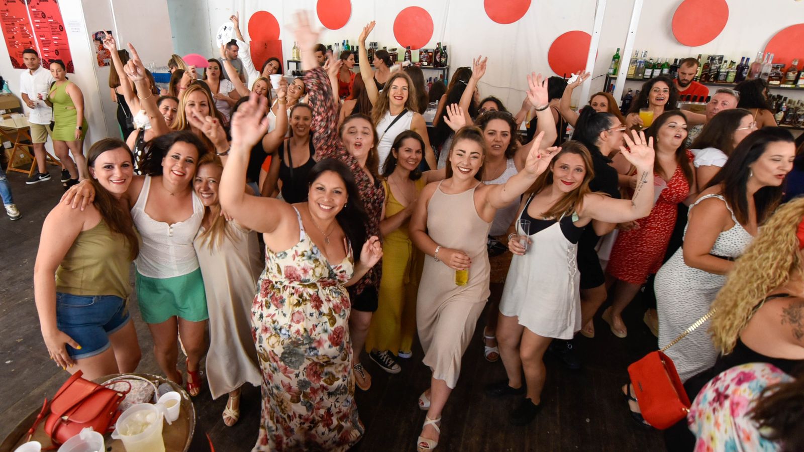 Fotos del miercoles en la Feria Real de Algeciras Dia de la Mujer