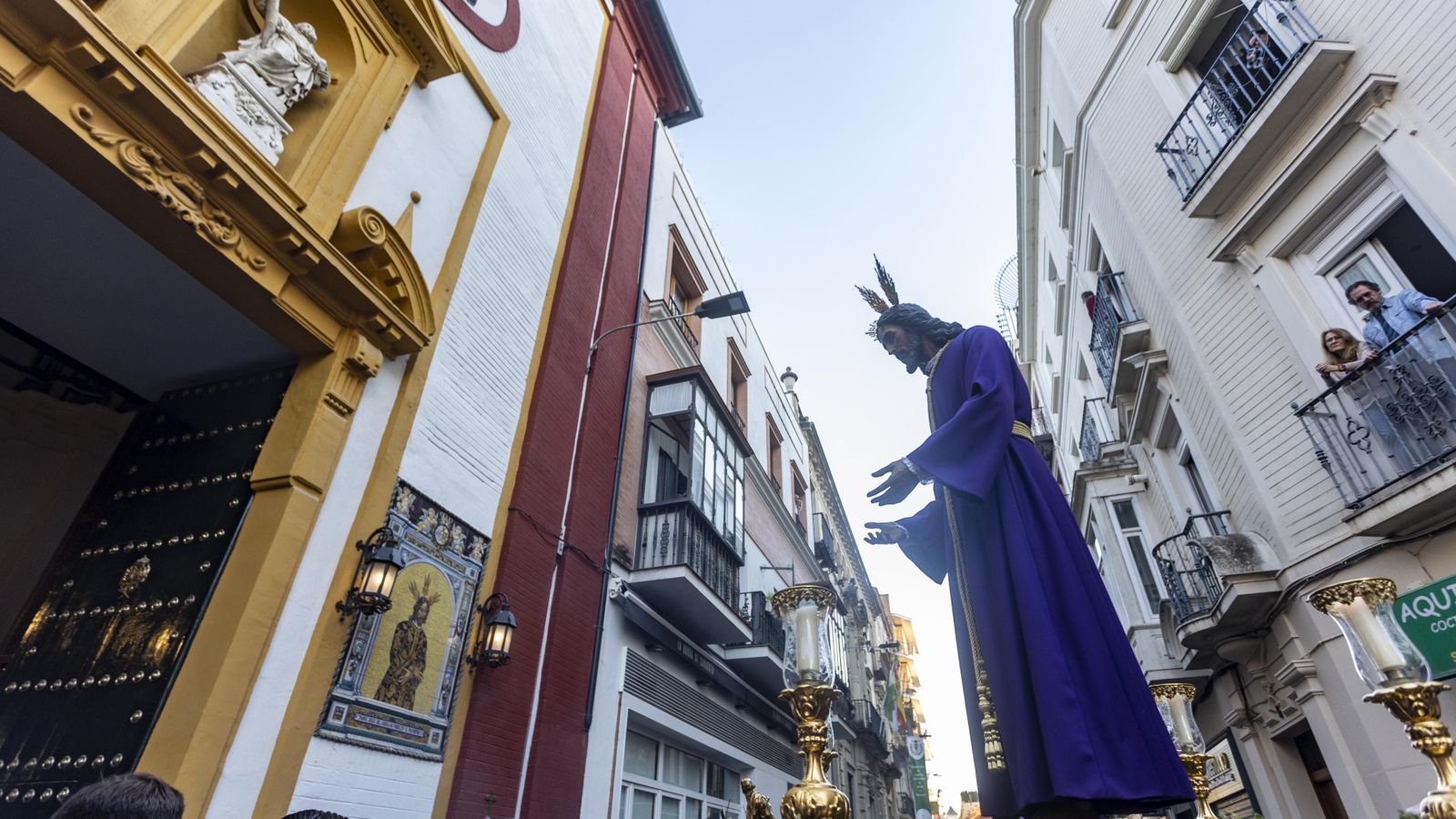 El traslado de los Panaderos a su capilla en imágenes