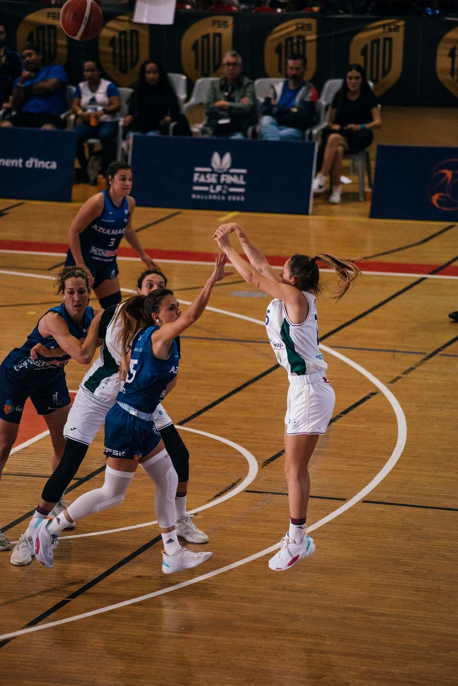 El Unicaja-Azul Marino Viajes Mallorca, en fotos