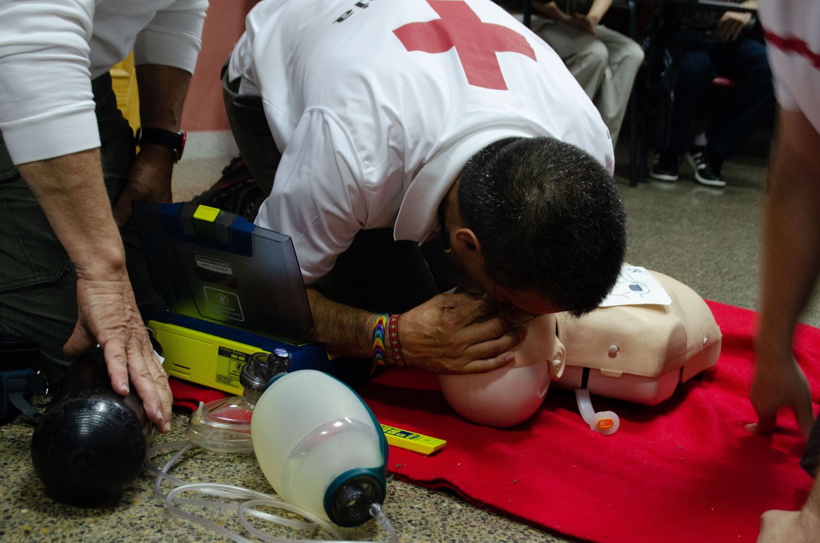 Cruz Roja fomenta el aprendizaje de primeros auxilios en el ámbito escolar