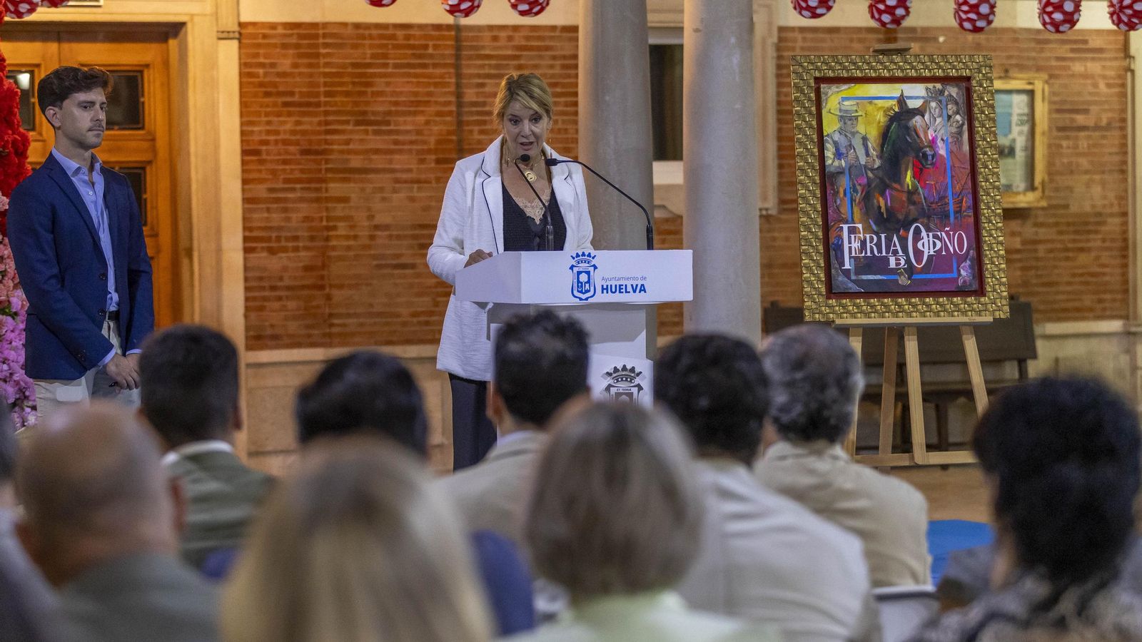 La alcaldesa, Pilar Miranda, durante su intervención.
