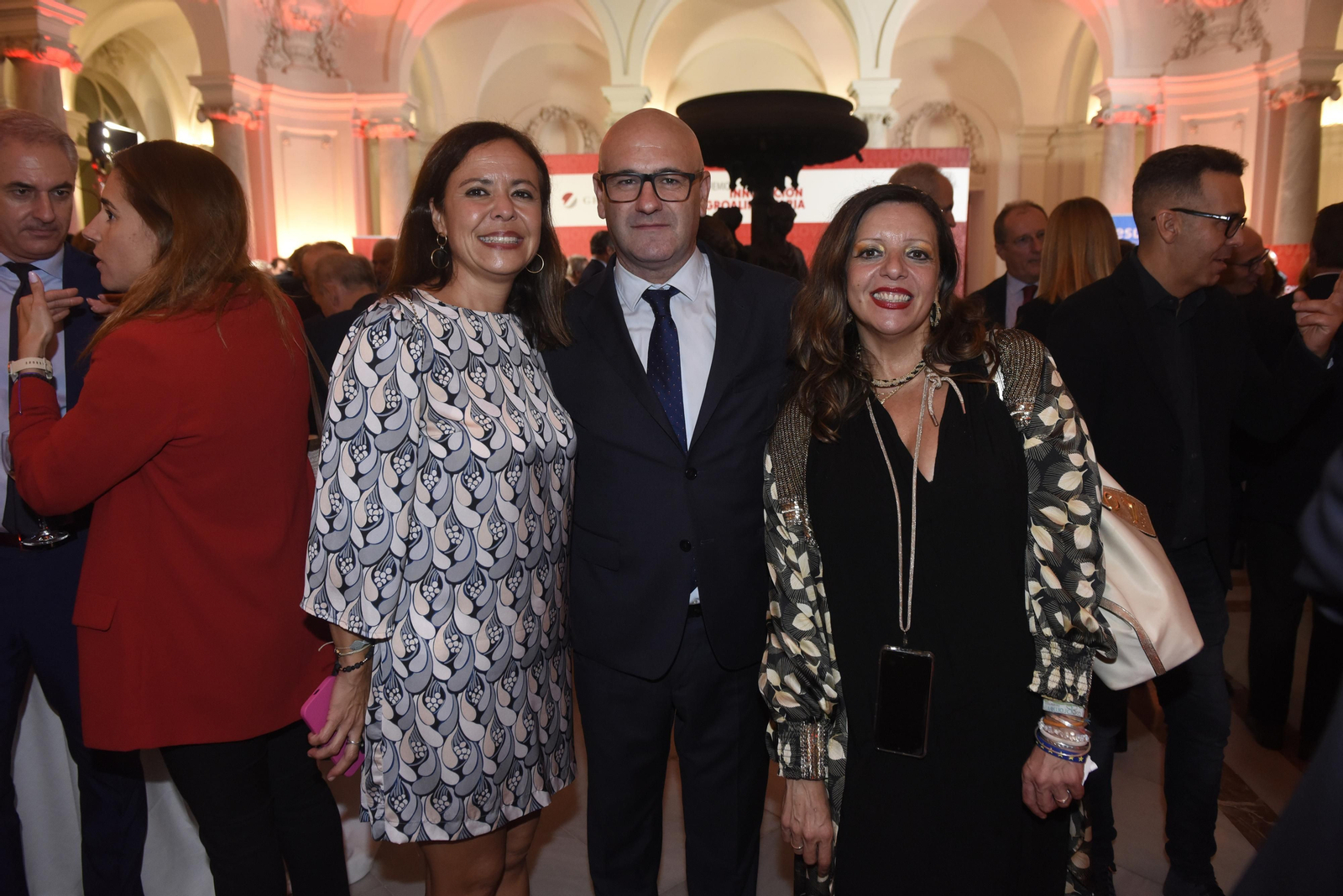 Carmen Perea, José Antonio Lara y Sofía Kalas