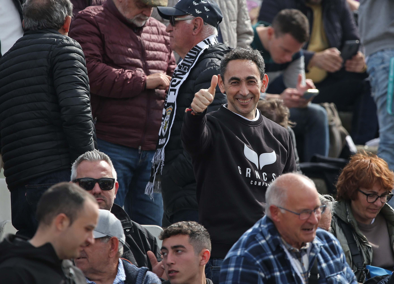 Fotos de la afición durante el Balona - Deportivo de La Coruña en el estadio municipal de La Línea