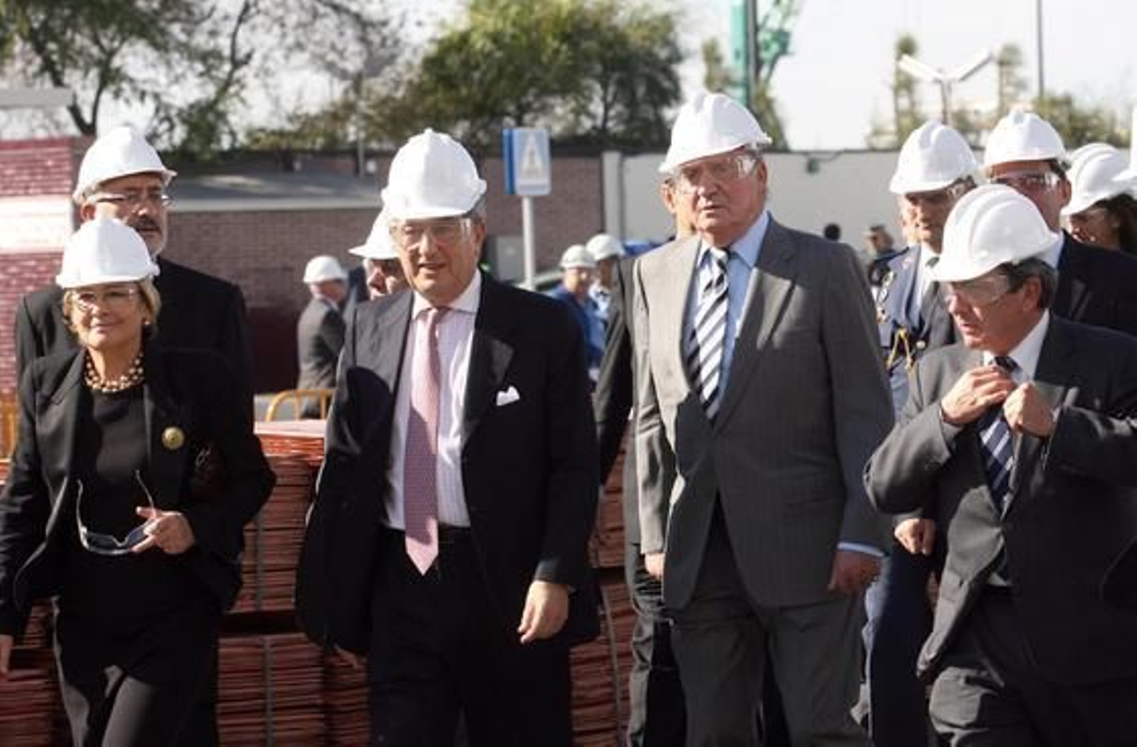 EL Rey conmemora el 40 aniversario de la metalúrgica Atlantic Copper. / Espínola