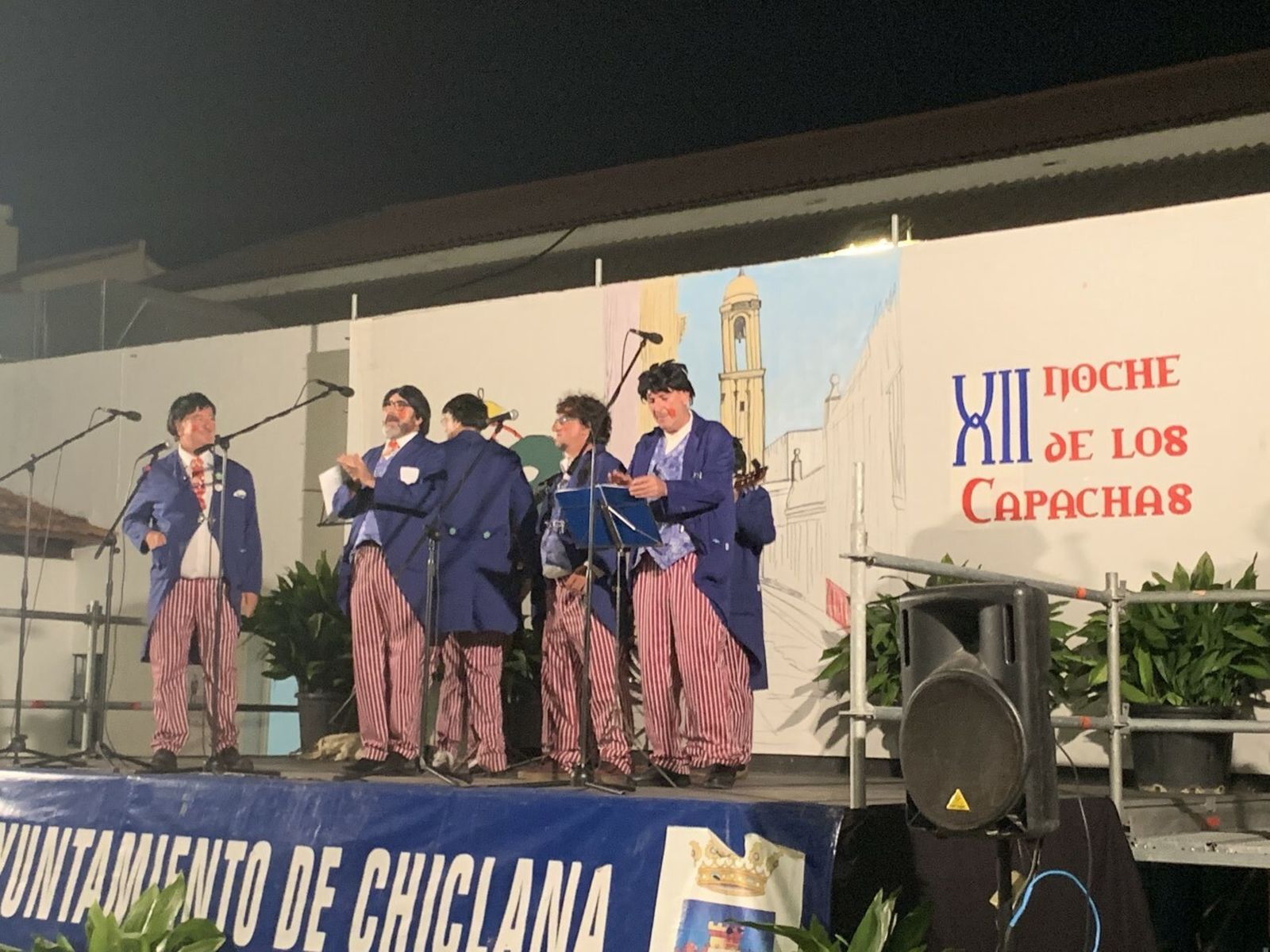 Momento de la actuación de Los Guatifó en Bodegas Vélez.