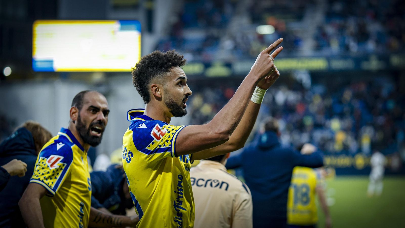 Búscate entre las fotos del partido de fútbol Cádiz CF - Albacete Balompié