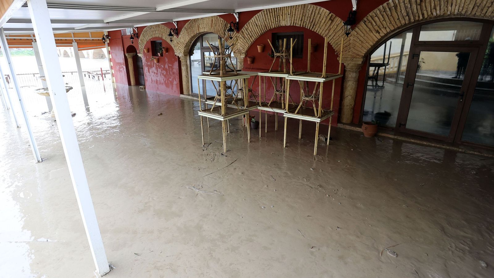 Vuelta a sus casa en La Ina, La Corta y El Portal