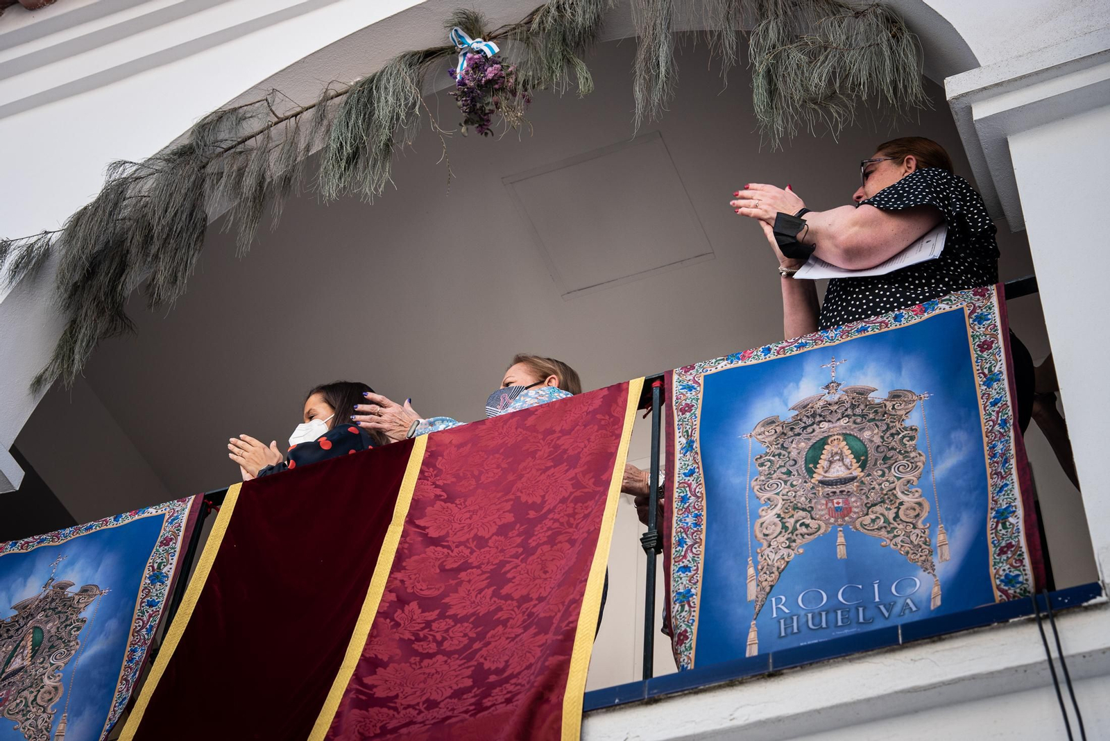 Imágenes de la misa de romeros de la Hermandad de Huelva