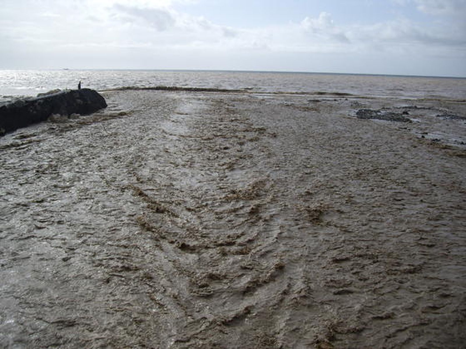 Desbordamiento del arroyo Totalán en su desembocadura.

Foto: Migue Fernández, Sergio Camacho, Agencias