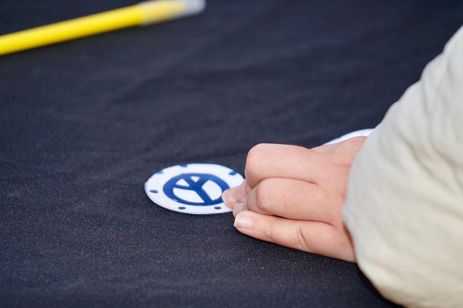 Vícar celebra el Día de la Paz inaugurando un nuevo parque para las familias del municipio
