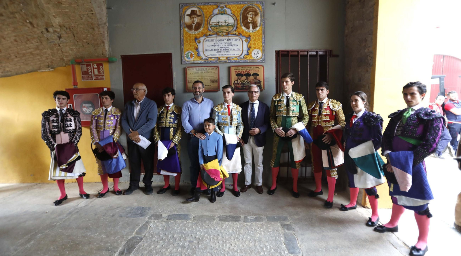 Las fotos de la novillada final de las escuelas taurinas de Cádiz, en La Línea