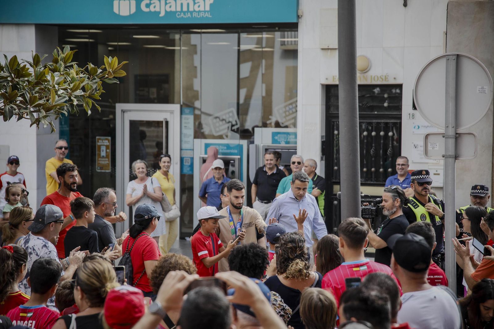 Álex Baena en el Ayto de Roquetas de Mar, en imágenes
