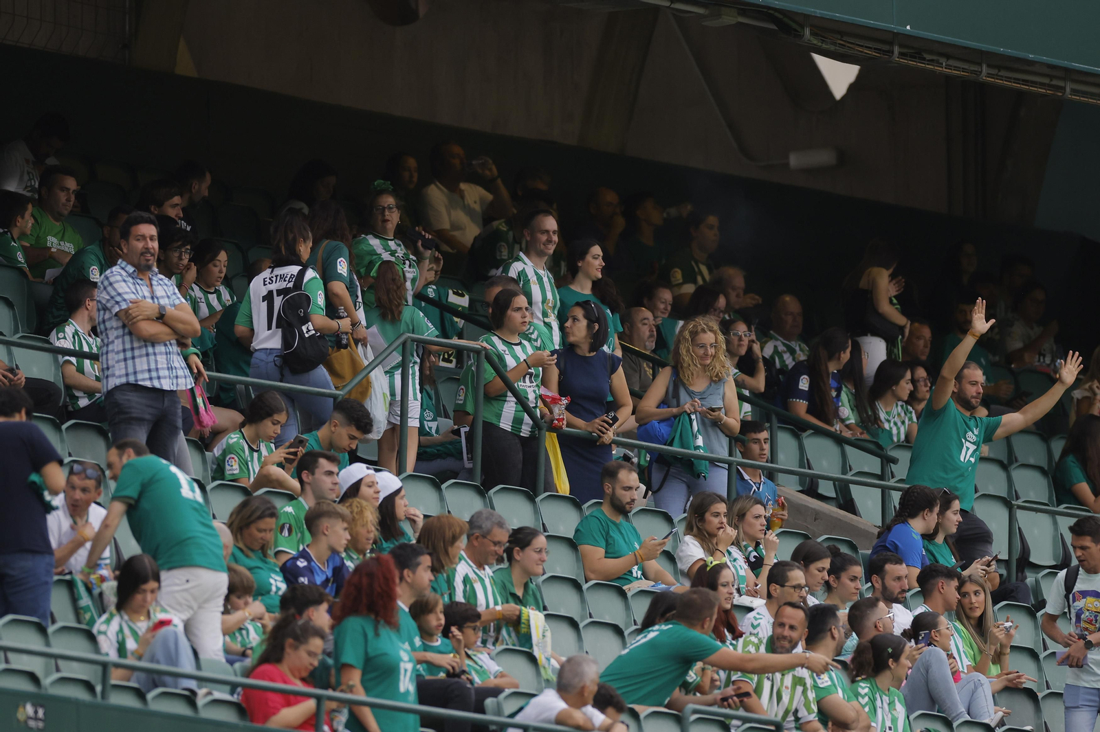 Búscate en las fotos de la despedida de Joaquín