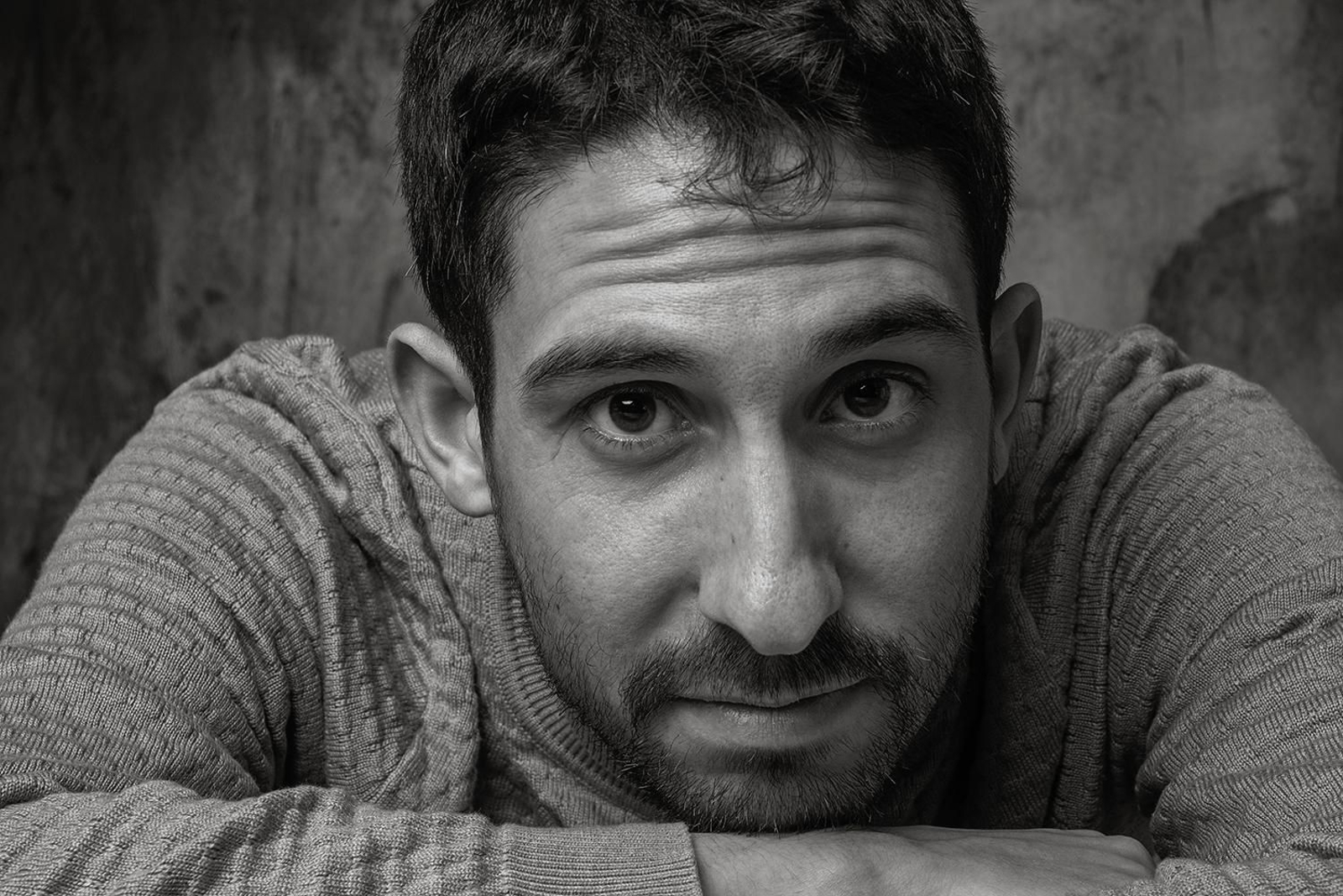 Luis Escavy, autor nacido en Murcia.