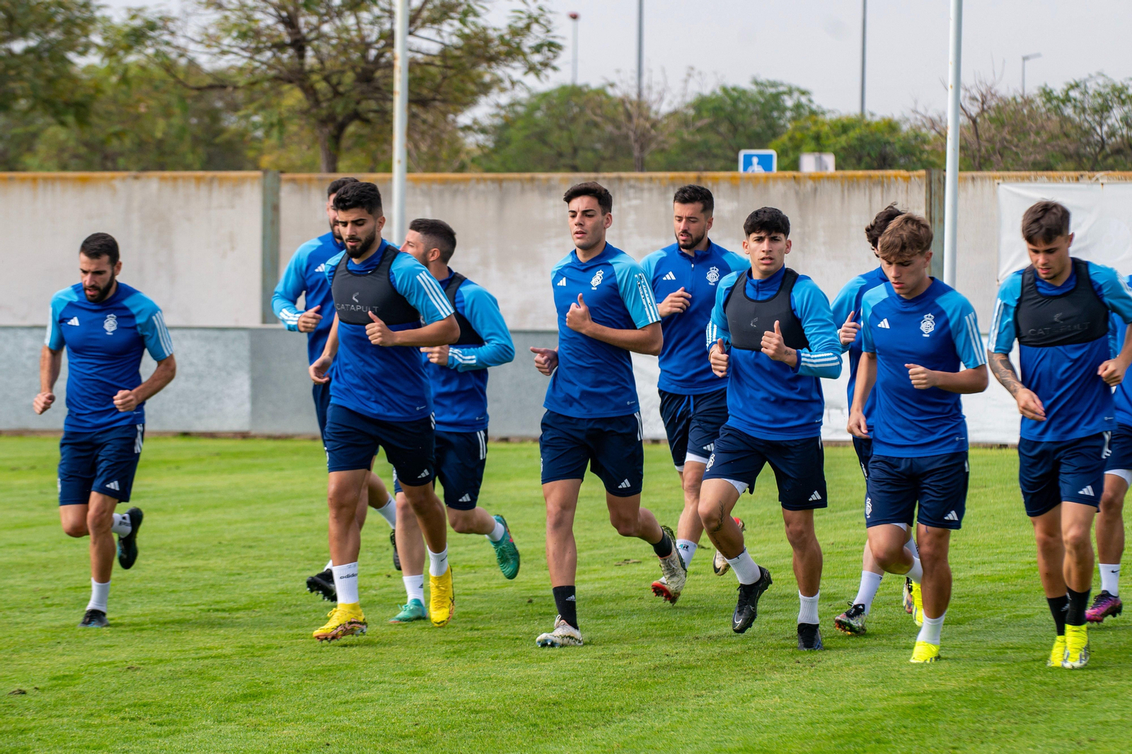 El Recre prepara la cita de este domingo en la Ciudad Deportiva 'Francisco Mendoza'.