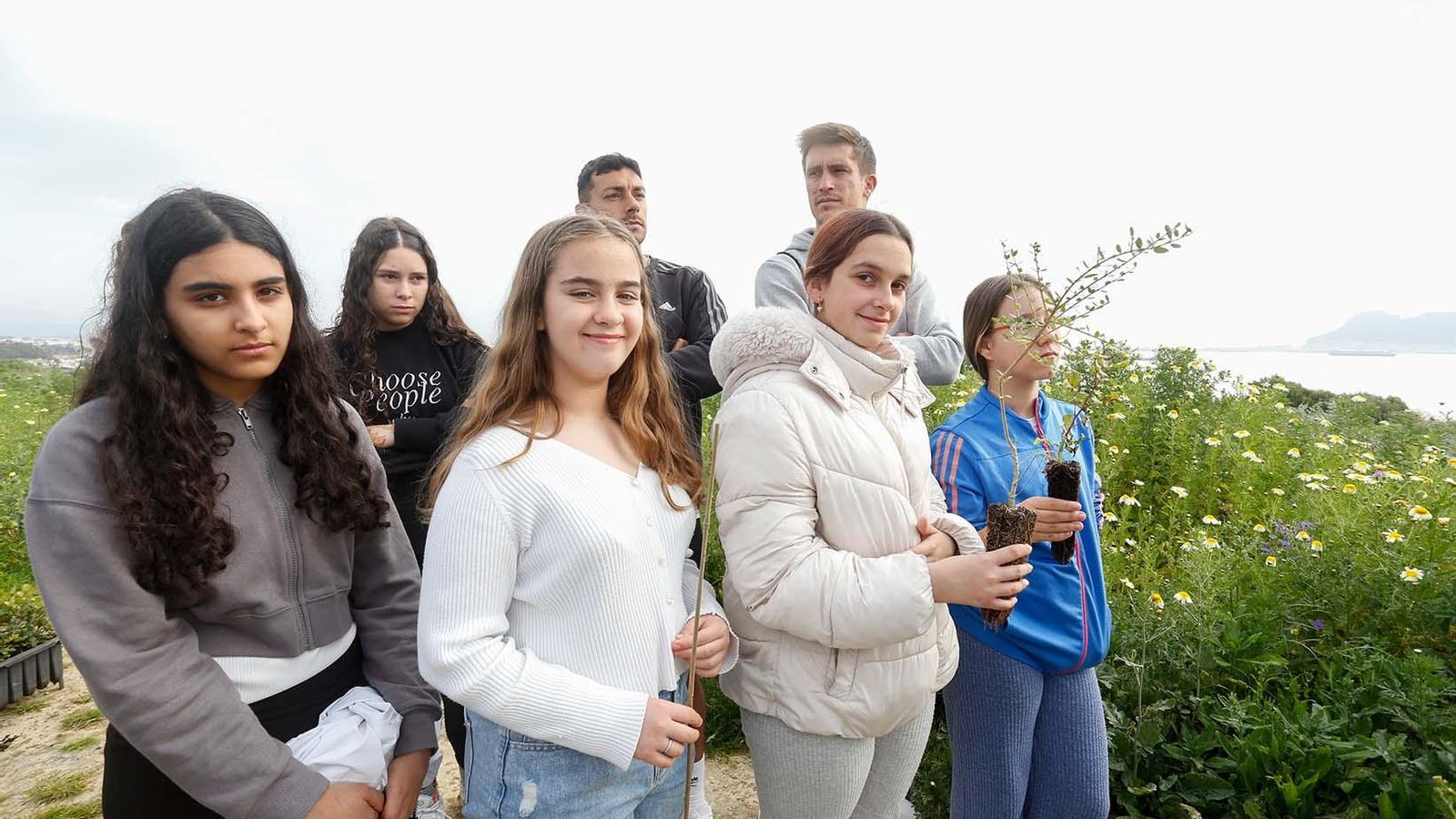 Fotografías de la plantación del programa 'Reverdece' de Acerinox Fotografías de la plantación del programa 'Reverdece' de Acerinox