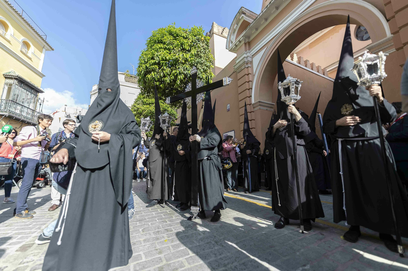 Las fotografías de la Hermandad de Santa Marta
