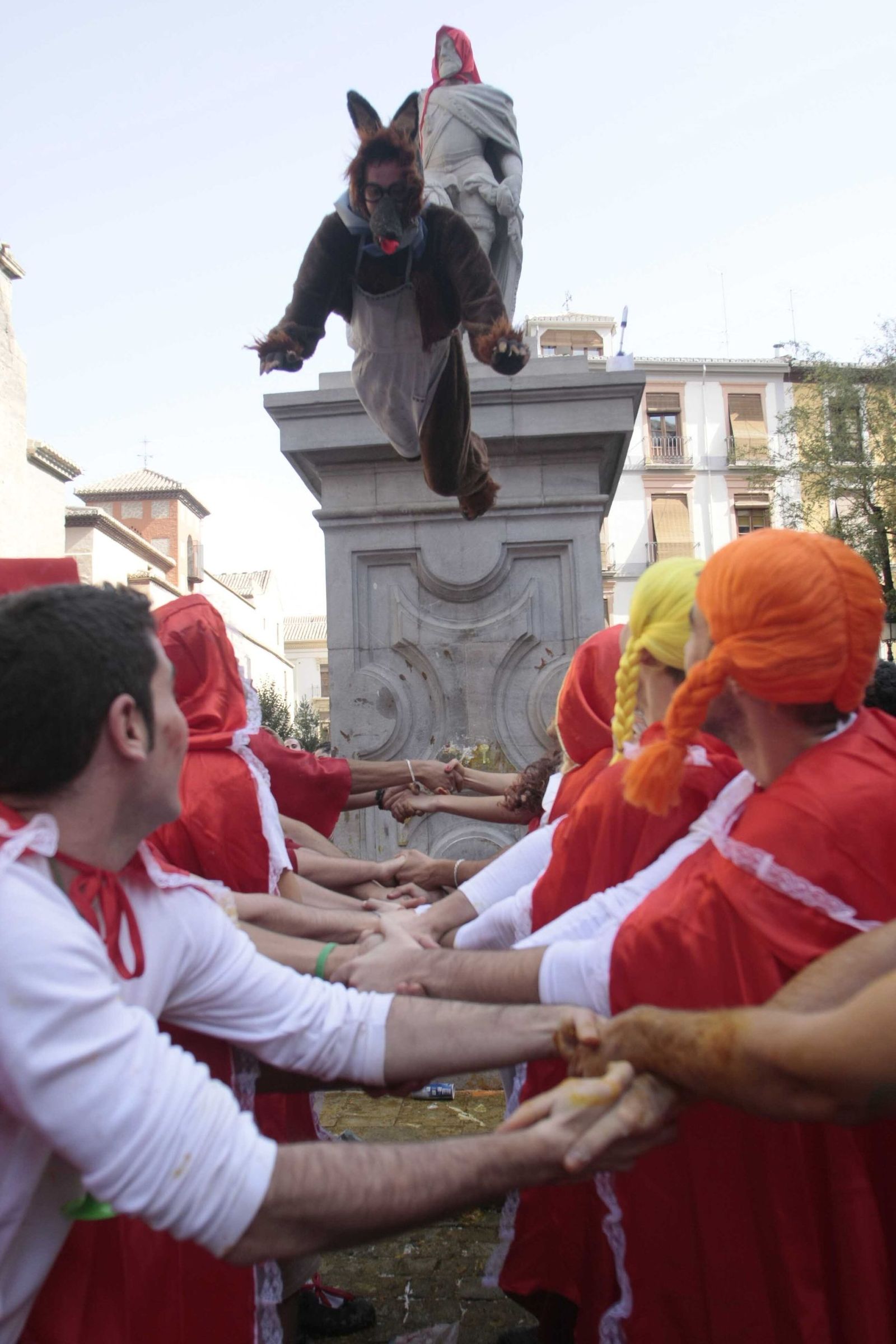 Carlos V con caperuza en un lucas.