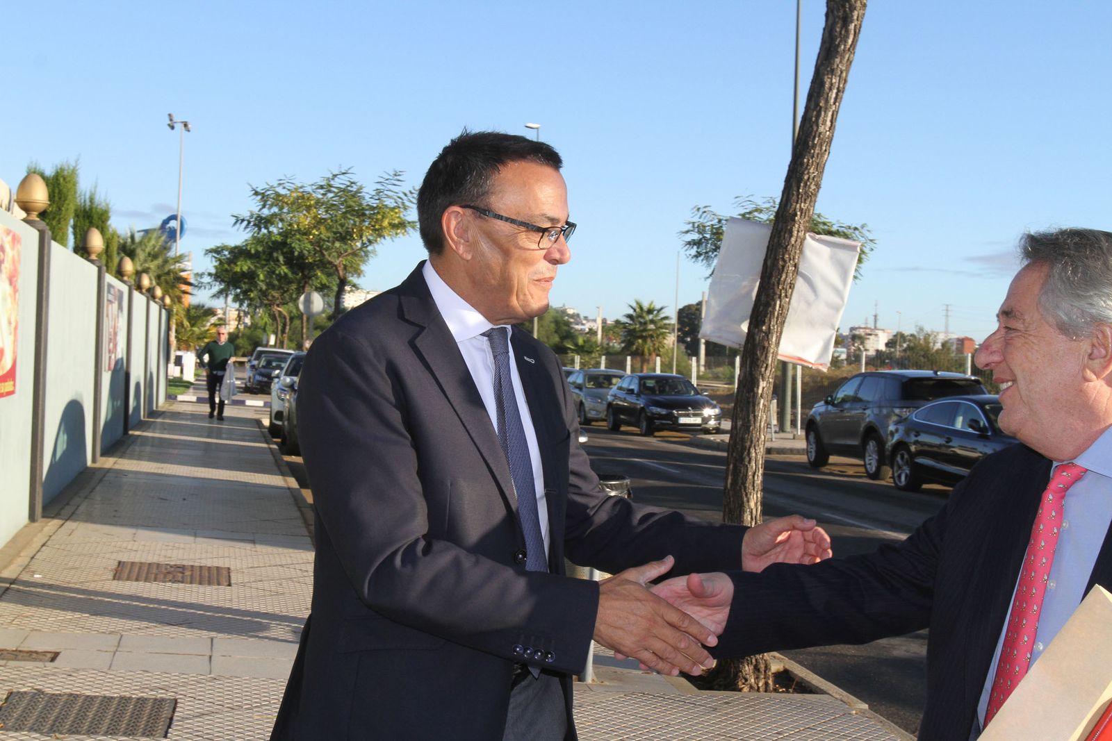 Imágenes del Desayuno Informativo del Grupo Joly con Javier Targhetta