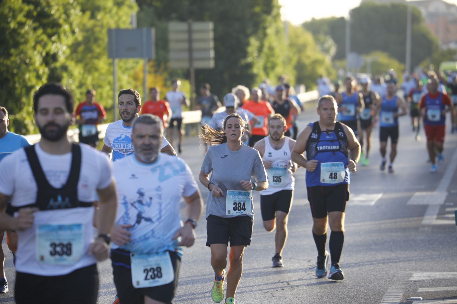 La XXXVI Media Maratón Córdoba-Almodóvar del Río, en imágenes