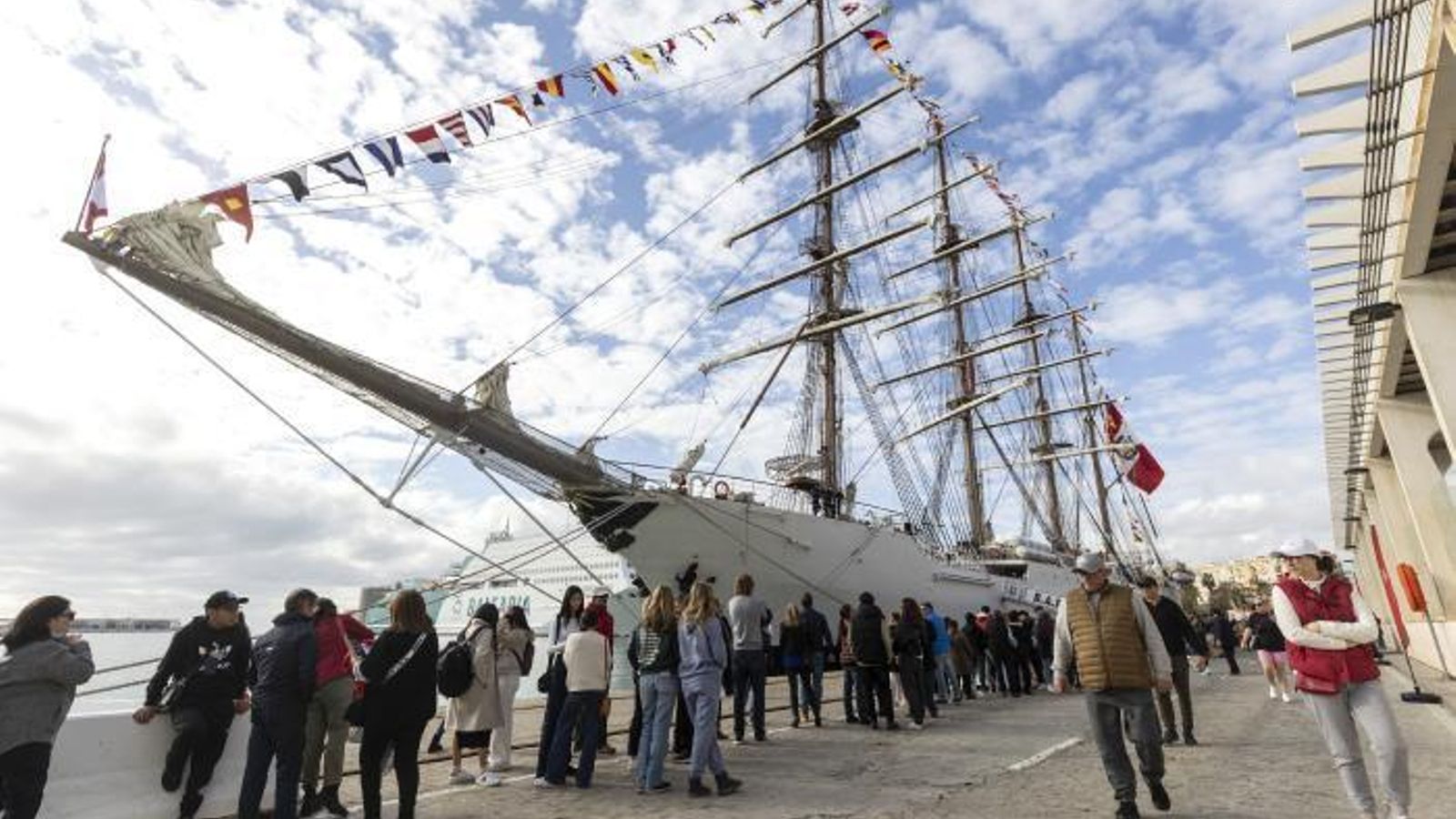 El buque escuela peruano visitará Cádiz a finales del mes de enero