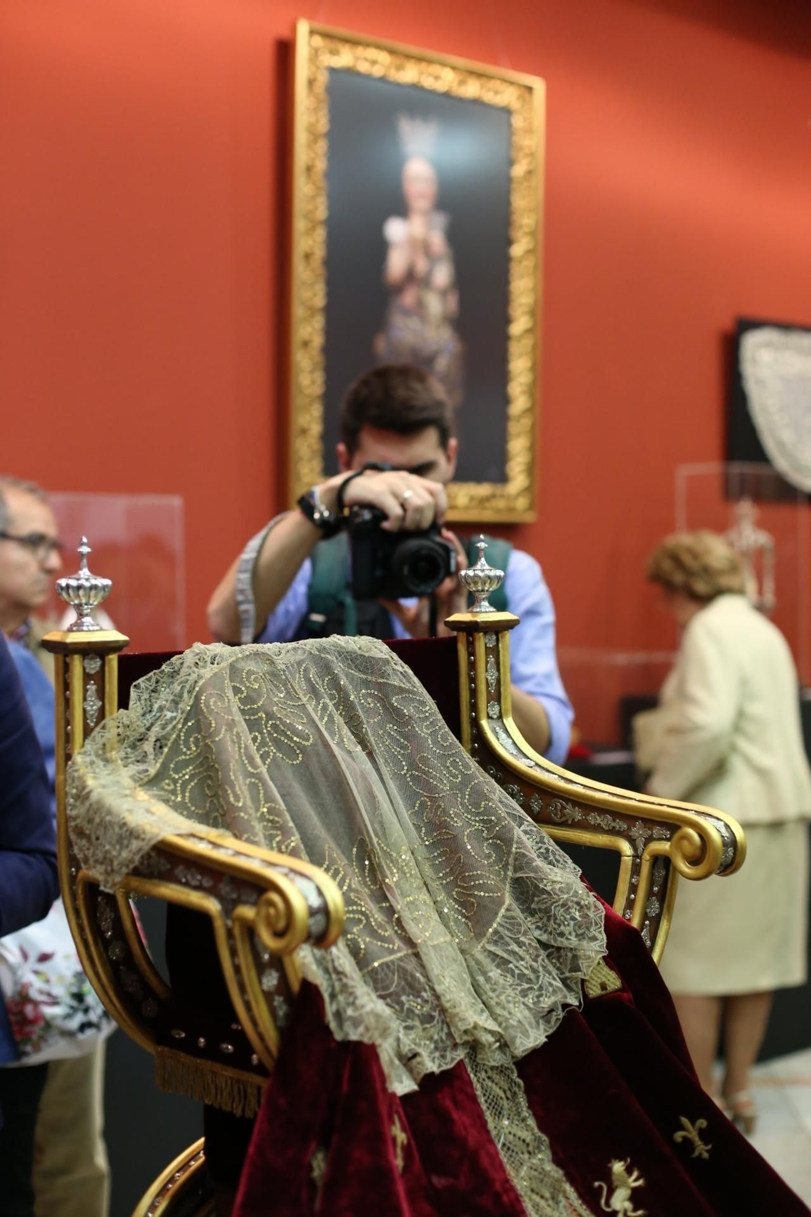 Las imágenes de la exposición de la Hermandad de Valme