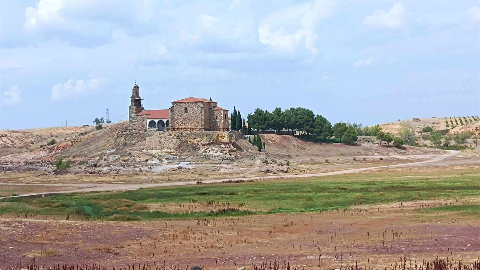 La Ermita de la Virgen del Castillo, en Montamarta.