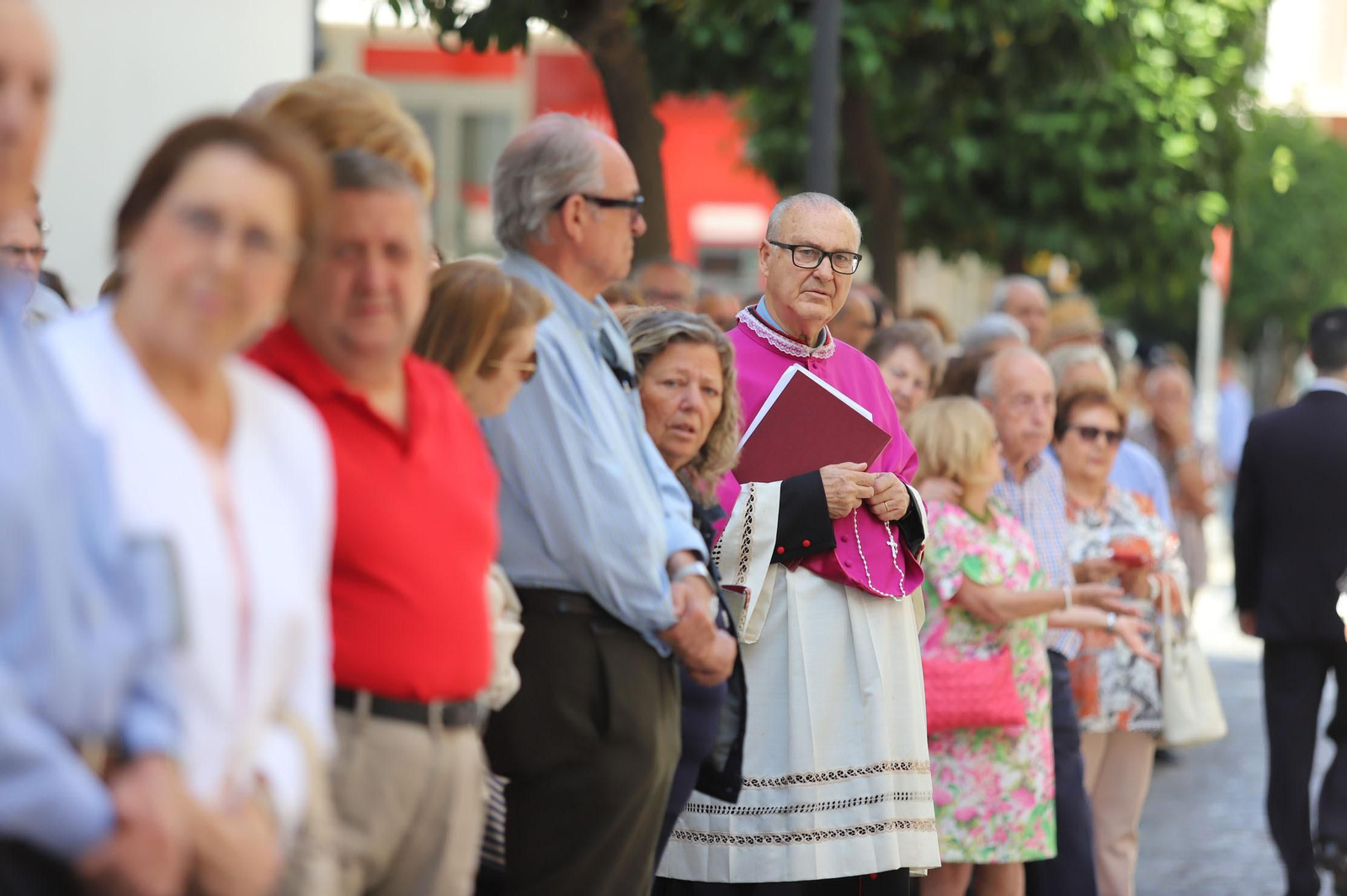 Imágenes del Corpus Christi recorriendo las calles de Huelva