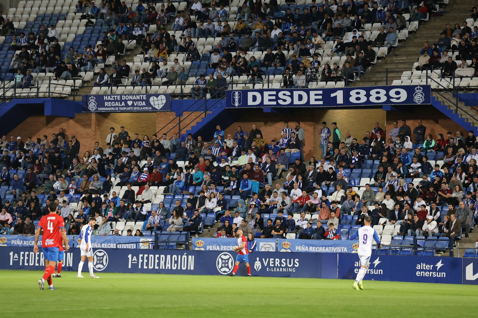 Búscate en las gradas del Nuevo Colombino en el Recre-Algeciras