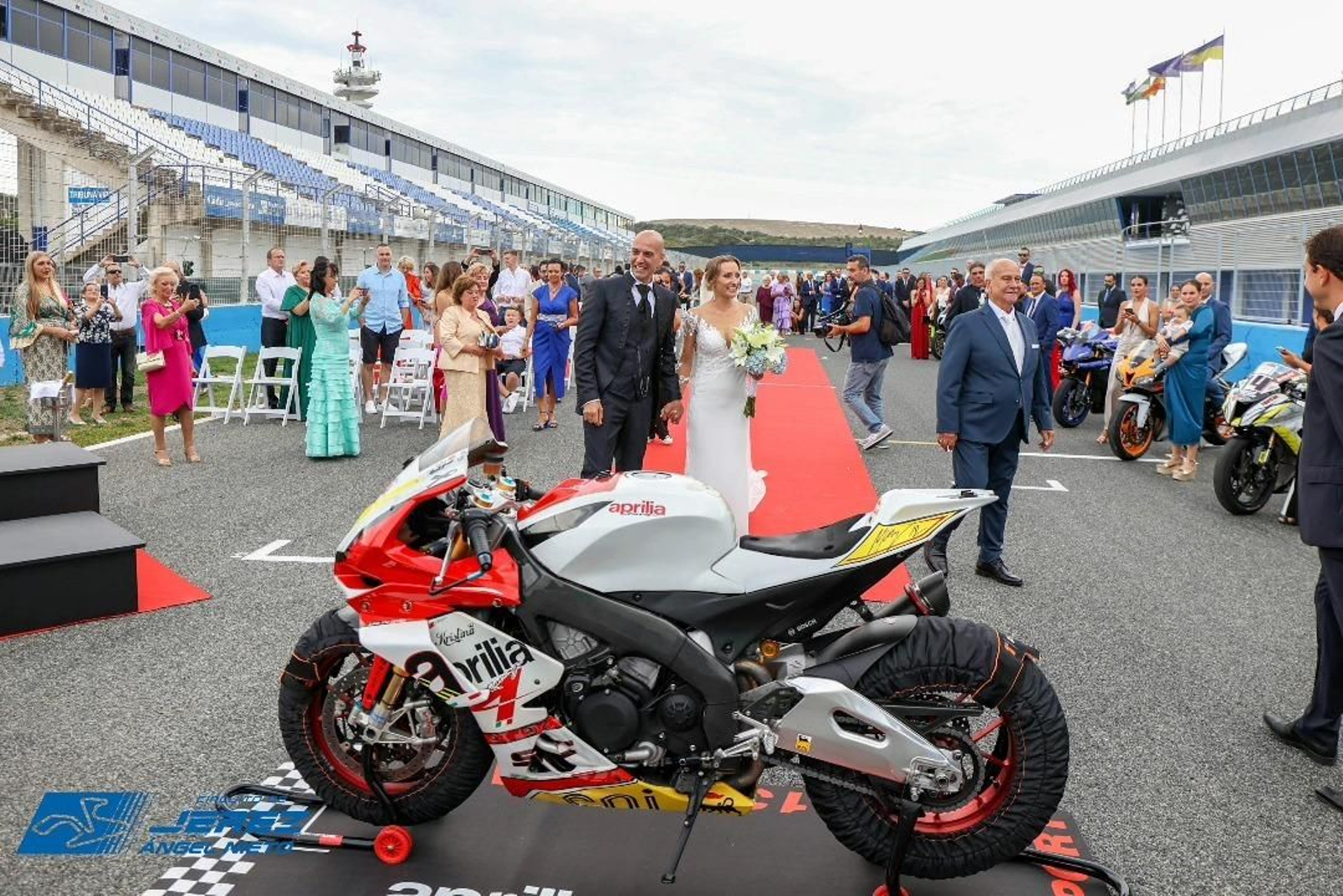 Boda motera en el Circuito de Jerez Boda motera en el Circuito de Jerez