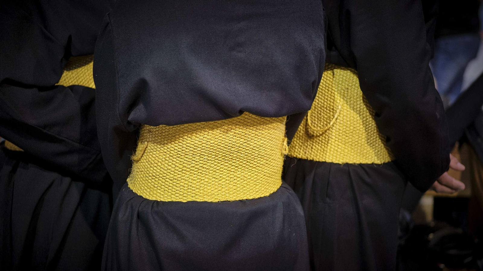 Sanidad suspende su salida procesional, los hermanos de la cofradía realizan estación de penitencia en el interior de Santa Cruz.