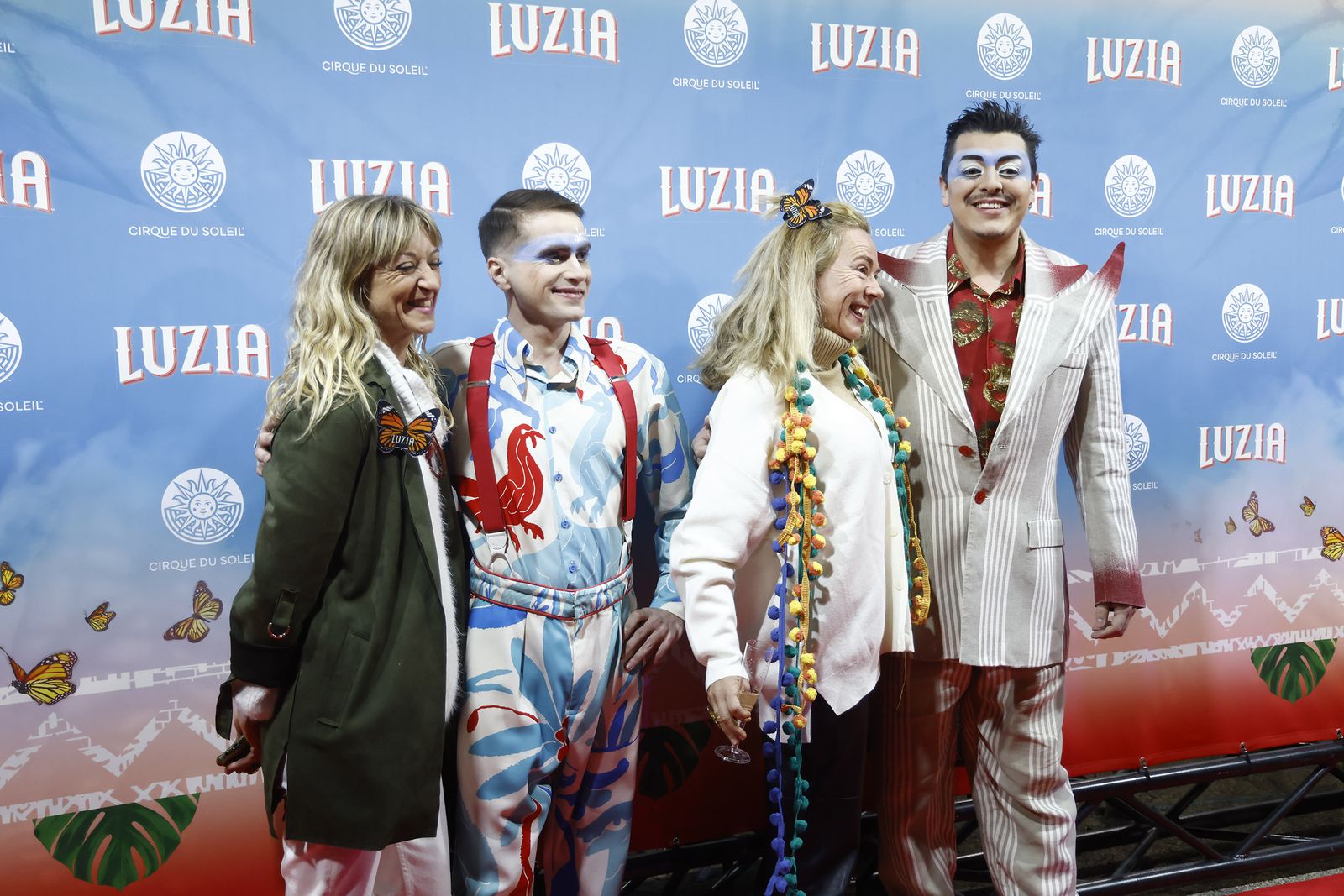 Búscate en el photocall del Circo del Sol