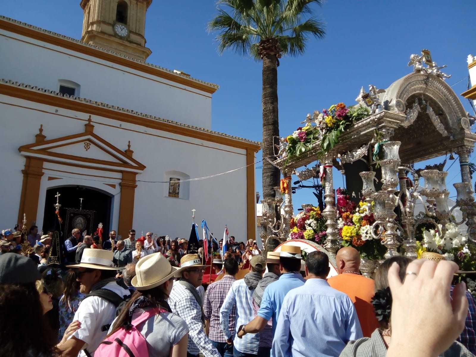 Villamanrique acoge a los almerienses en el quinto día de camino
