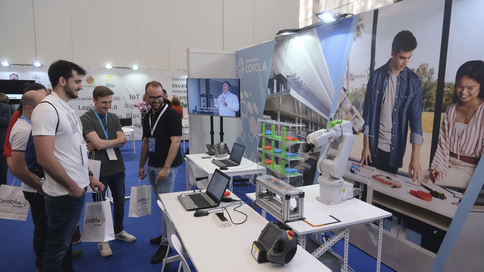 Proyectos de la Universidad Loyola.