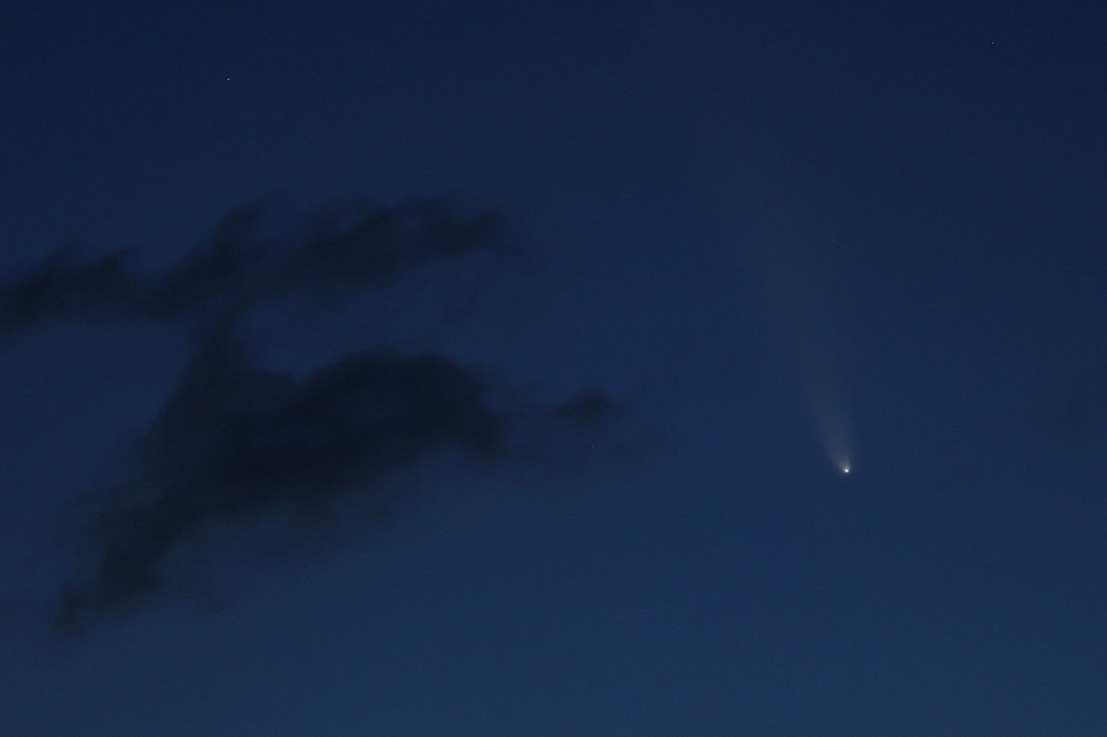 Espectáculo visual: El paso del cometa del siglo a lo largo y ancho del mundo