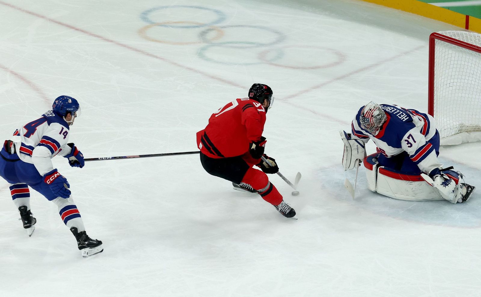 Las mejores fotos de los Juegos Olímpicos de invierno Milán Cortina d'Ampezzo 2026 | Ceremonia de clausura y jornada 17 y última