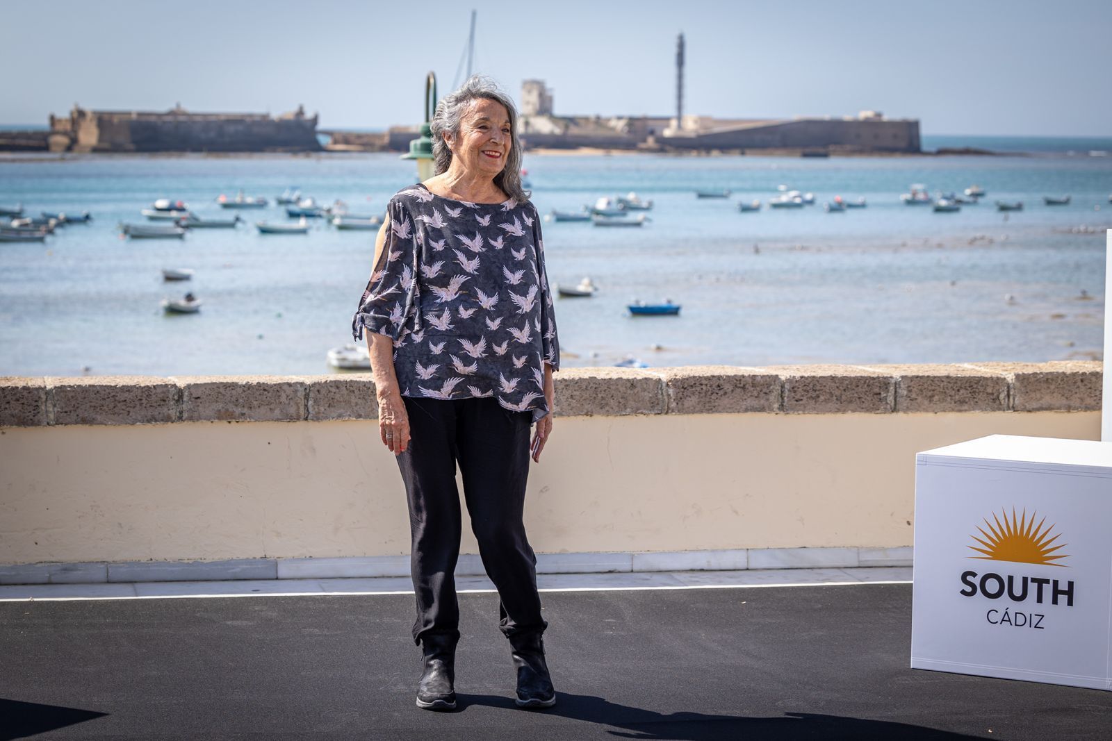 Photocall de Petra Martínez y actores de la serie 'La ley del mar' en La Caleta