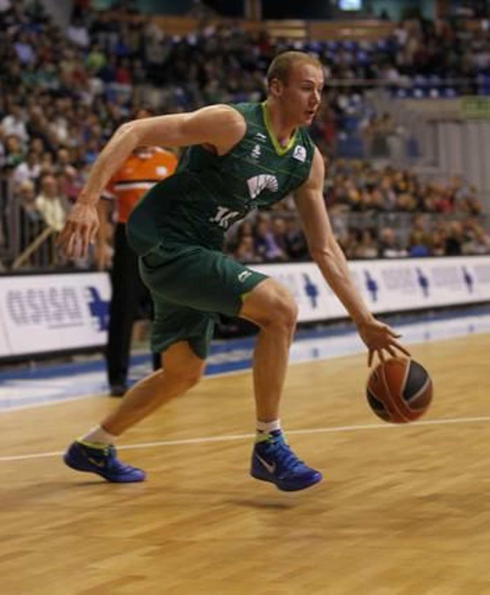 El Unicaja estrena entrenador con victoria ante el Lucentum Alicante (72-60). / Sergio Camacho El Unicaja estrena entrenador con victoria ante el Lucentum Alicante (72-60). / Sergio Camacho