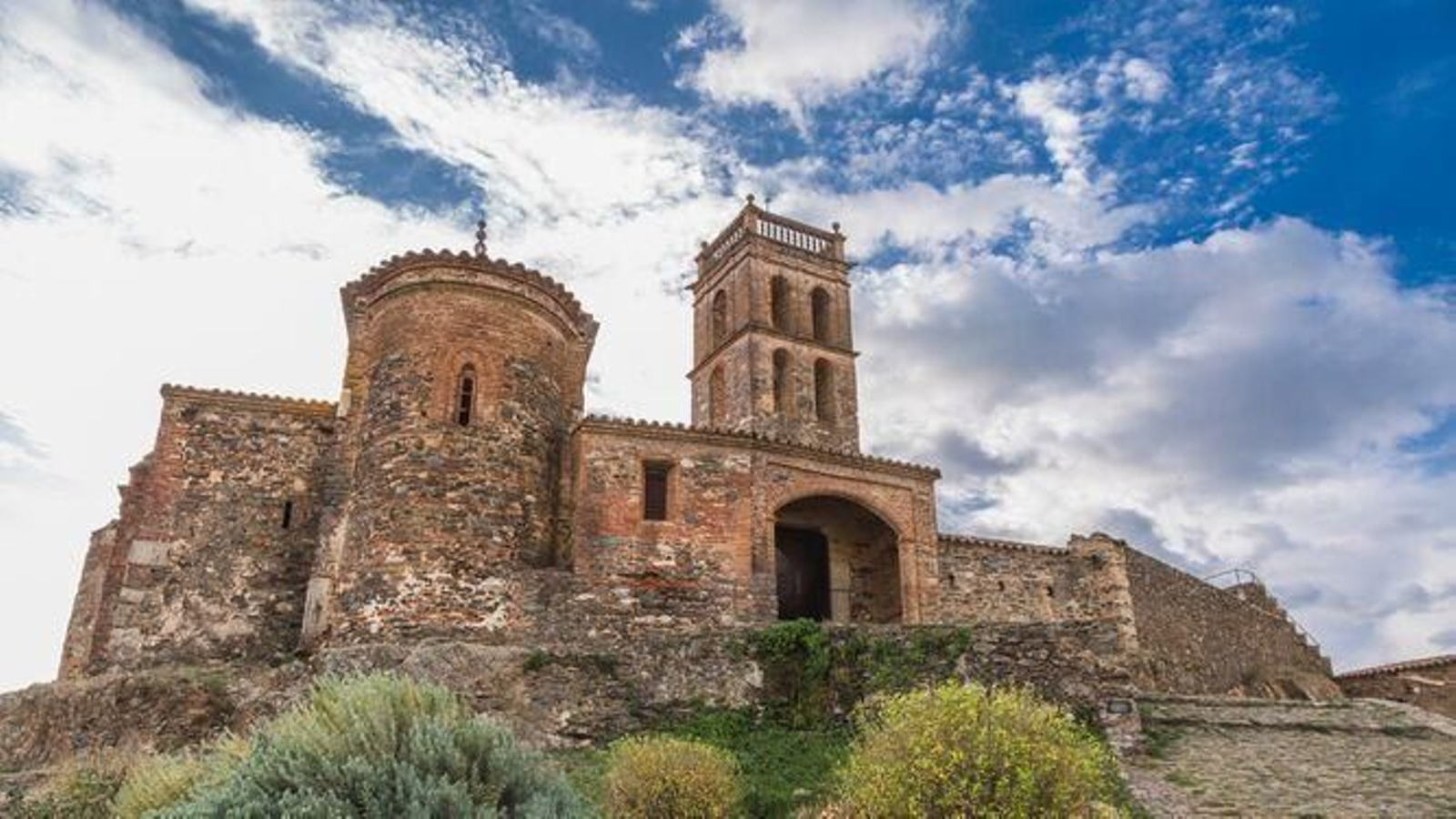 Mezquita de Almonaster la Real Mezquita de Almonaster la Real