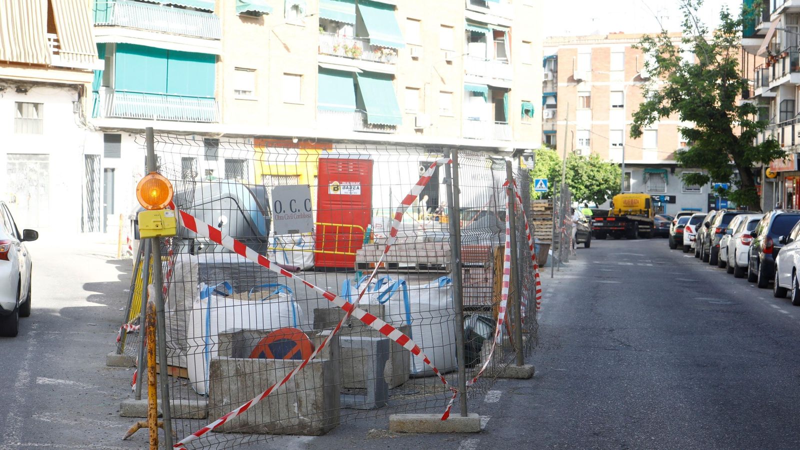 Otra perspectiva de las obras, sin terminar.