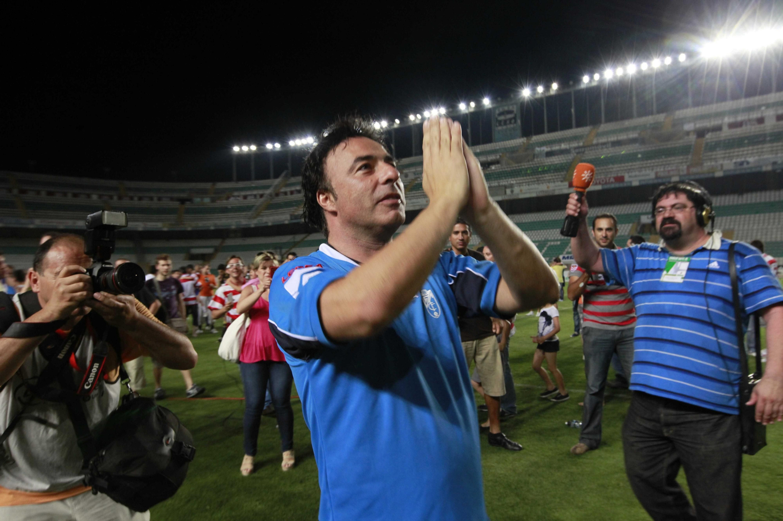 El momento cumbre de Quique Pina como presidente del Granada se produjo con el ascenso del equipo rojiblanco a Primera División tras empatar en Elche gracias a un gol de Ighalo.