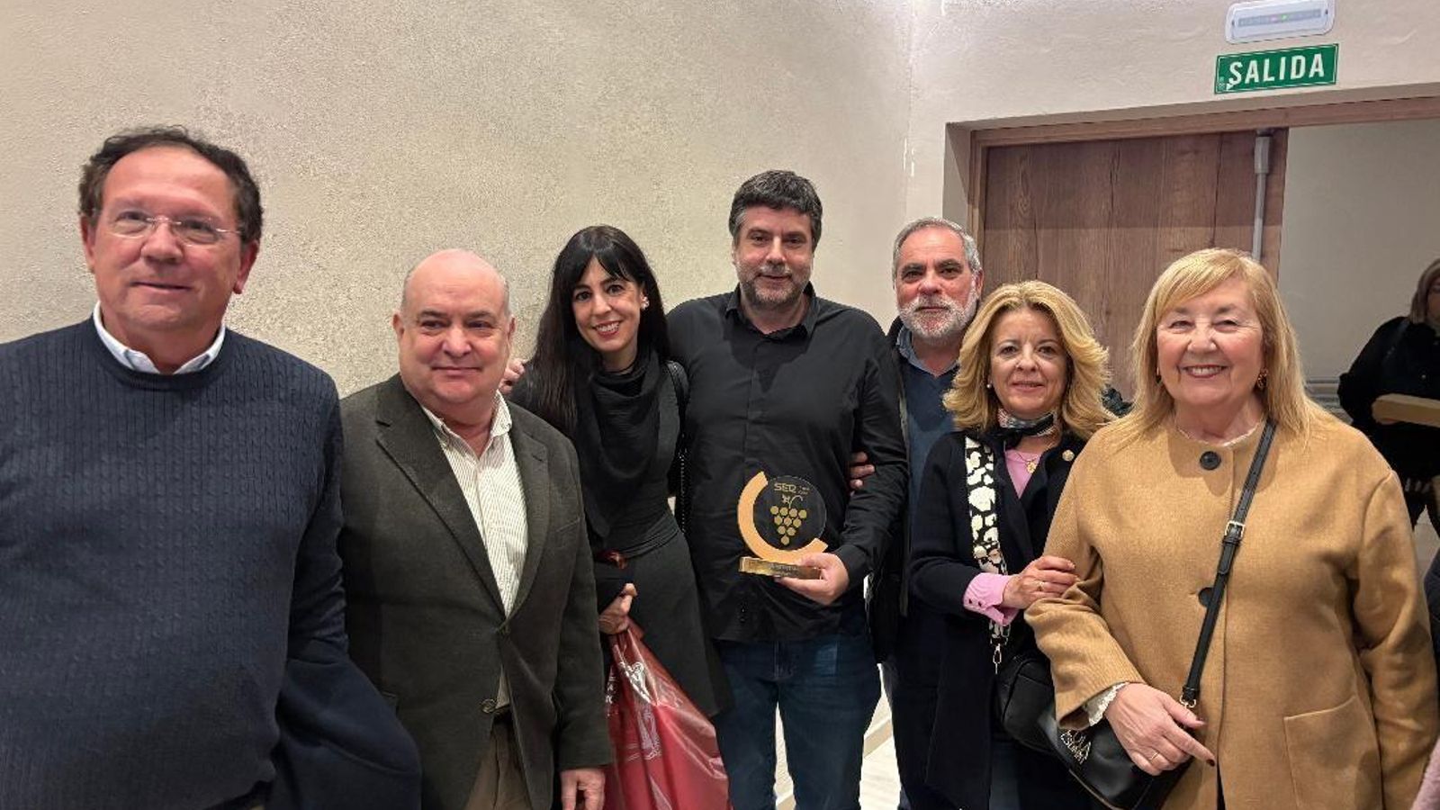 Luis Núñez, Pelayo García Borbolla, Marta García, Pepe Baena, Salvador Celada, Margarita Márquez y Lola Carrero.