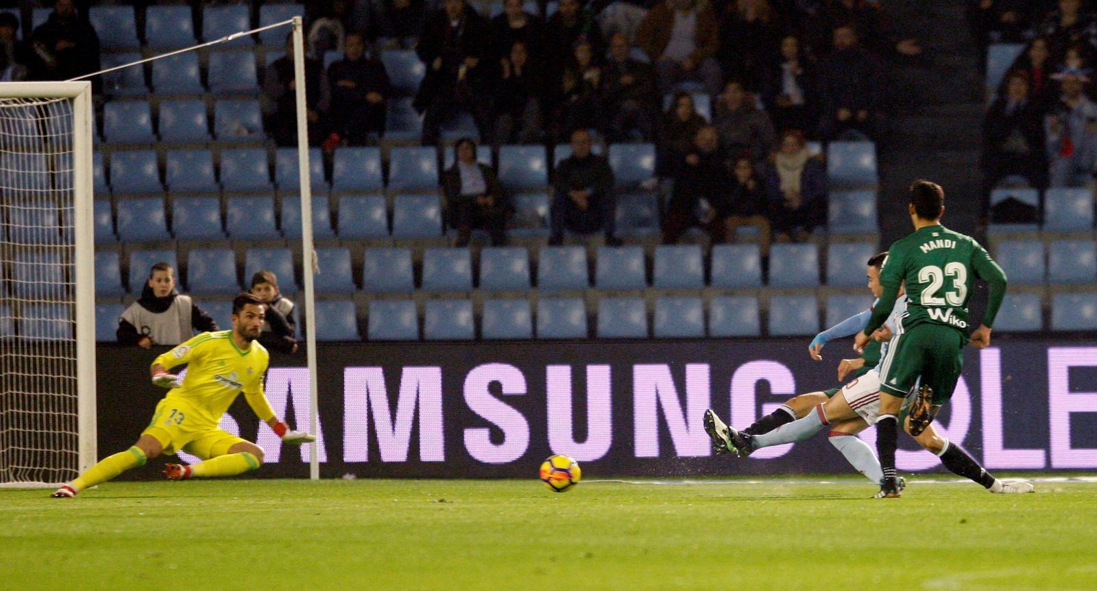 El Celta de Vigo-Real Betis, en imágenes
